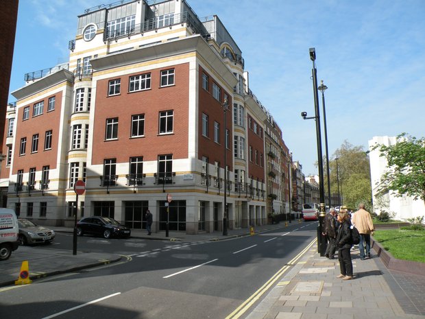  Buckingham Gate